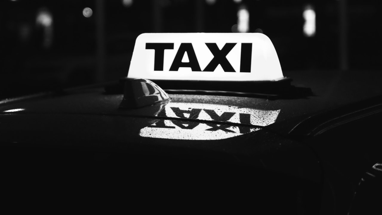 pexels-efrem-efre-2786187-17724700