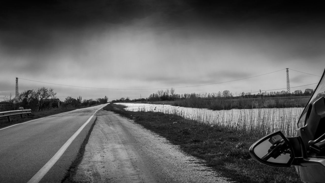 claudio-cesaro-0fnMqpsln20-unsplash