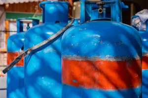 blue-gas-cylinders-with-propanebutane-cafes-restaurants-selective-focus-details-narrow-streets-old-city-aegean-sea-travel