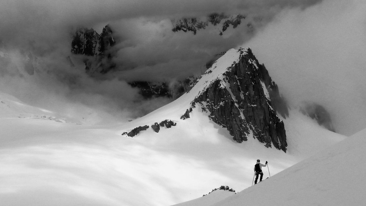 giacomo-berardi-B5uj4MuMtBI-unsplash