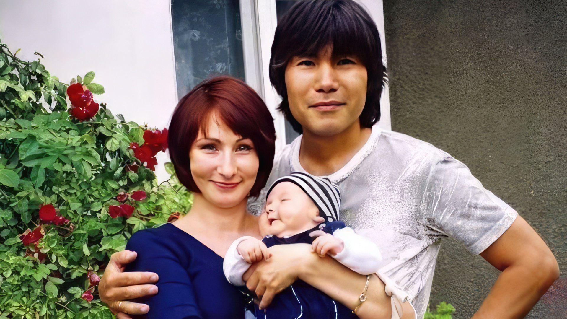 batyrkhan-shukenov-with-his-wife-ekaterina-and-son-maksut_84